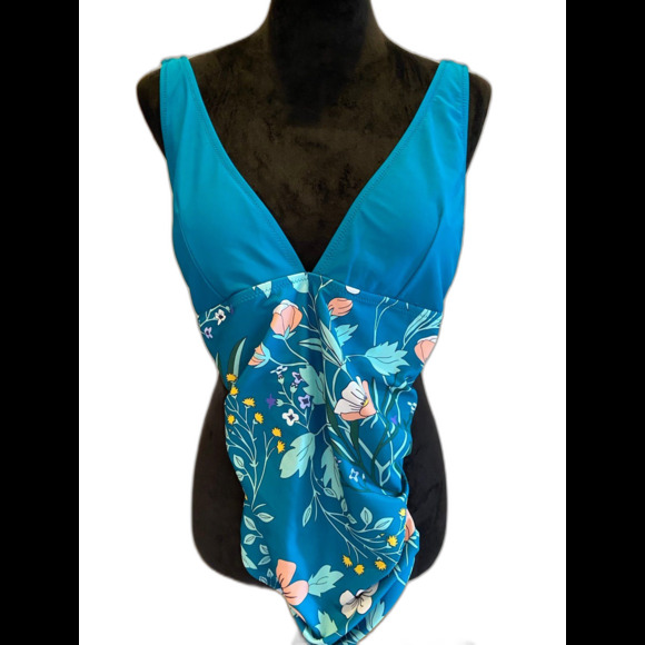 Beach Sissi  One Piece Swimsuit Plus Size XL Turquoise Tropical Swimsuit Pool - Picture 1 of 10